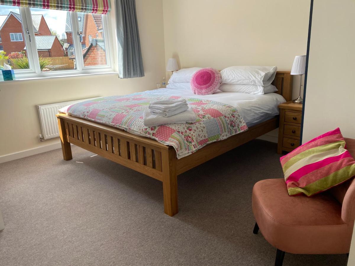 Wellington View One En Suite Shower And Super King Bed エクステリア 写真